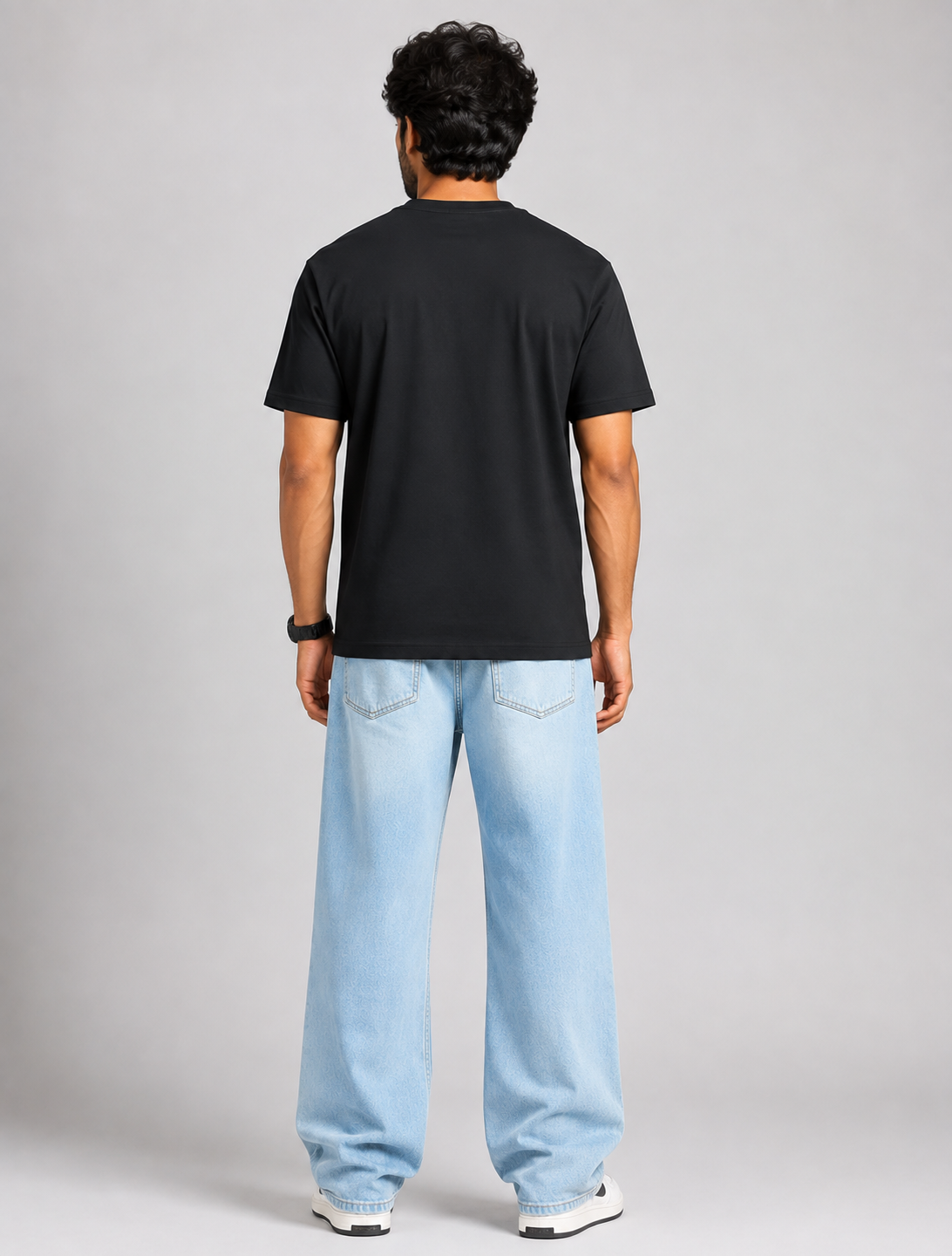 Aham Veerah Sanskrit Warrior Graphic T-Shirt for Men – Black D26008